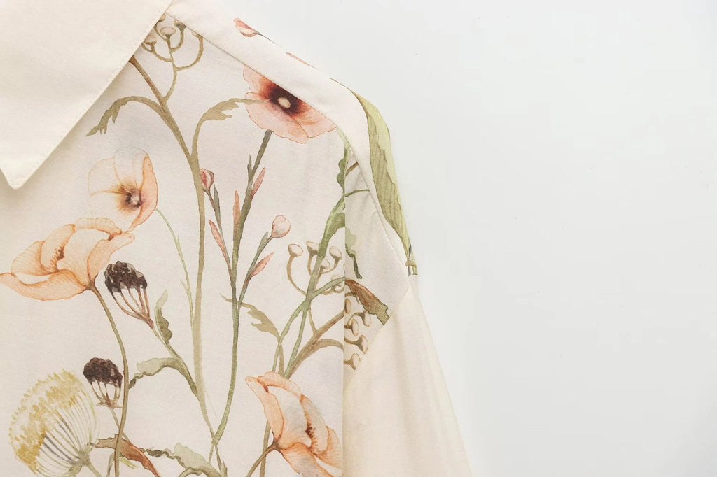 Women's Casual Floral Print Shirt Lightweight Breathable Summer Blouse with Simple Elegant Design