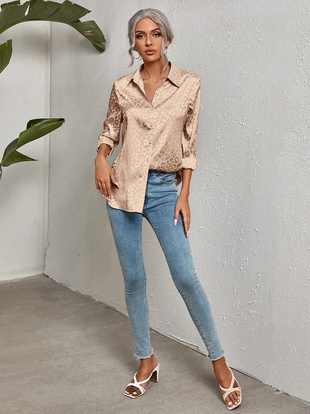 Elegant Long Sleeve Leopard Jacquard Blouse for Women with Turn Down Collar and Button Front Office Shirt Autumn Spring Fashion Top