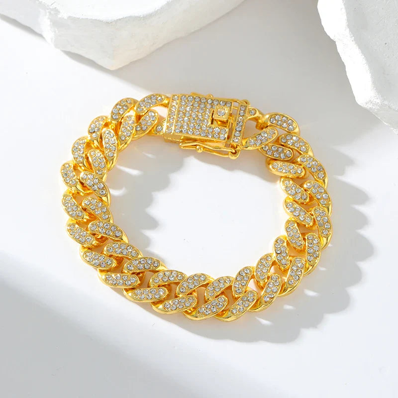Gold Color Cuban Chain Bracelet for Women and Men - Trendy Waterproof Stainless Steel Wrist Chain Jewelry Gift for Parties