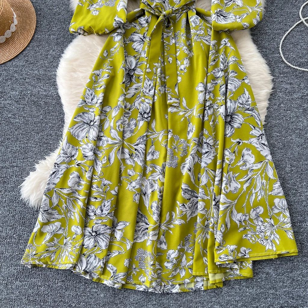 Boho Floral Print Pleated Maxi Dress With Puff Sleeves Belt