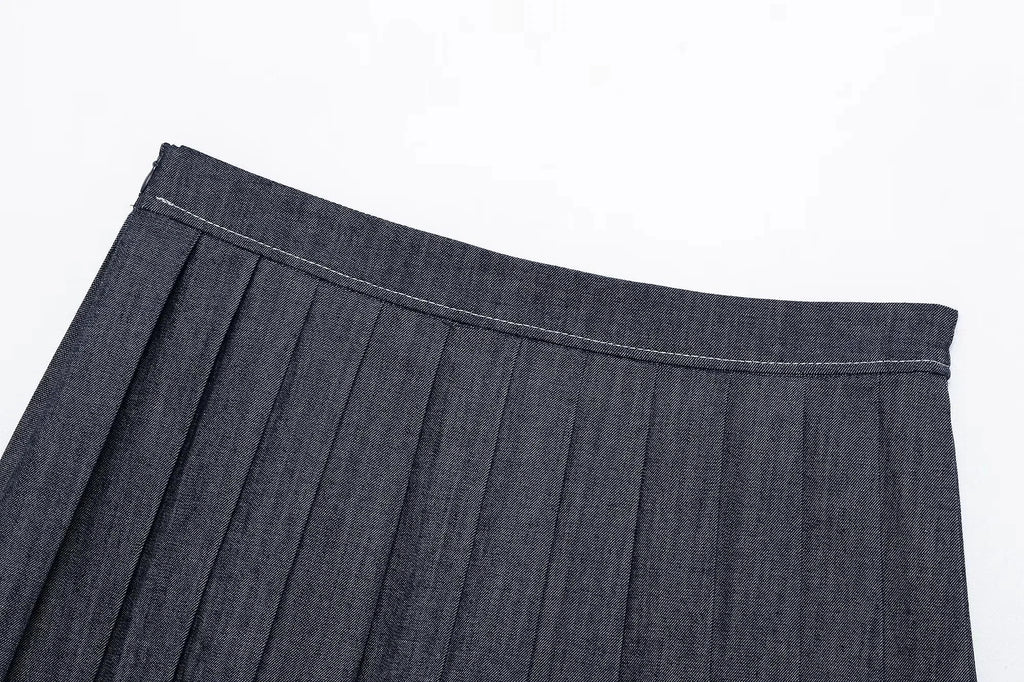 Casual Denim Loose Fit Women Suit Set with O Neck Zipper Bomber Jacket and Pleated Mini Skirt Vintage Inspired Spring Summer Fashion Ensemble