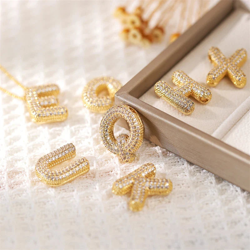 Exquisite Copper Gold-plated Zircon Pendant Minimalist Collarbone Chain Balloon Letter Necklace for Women