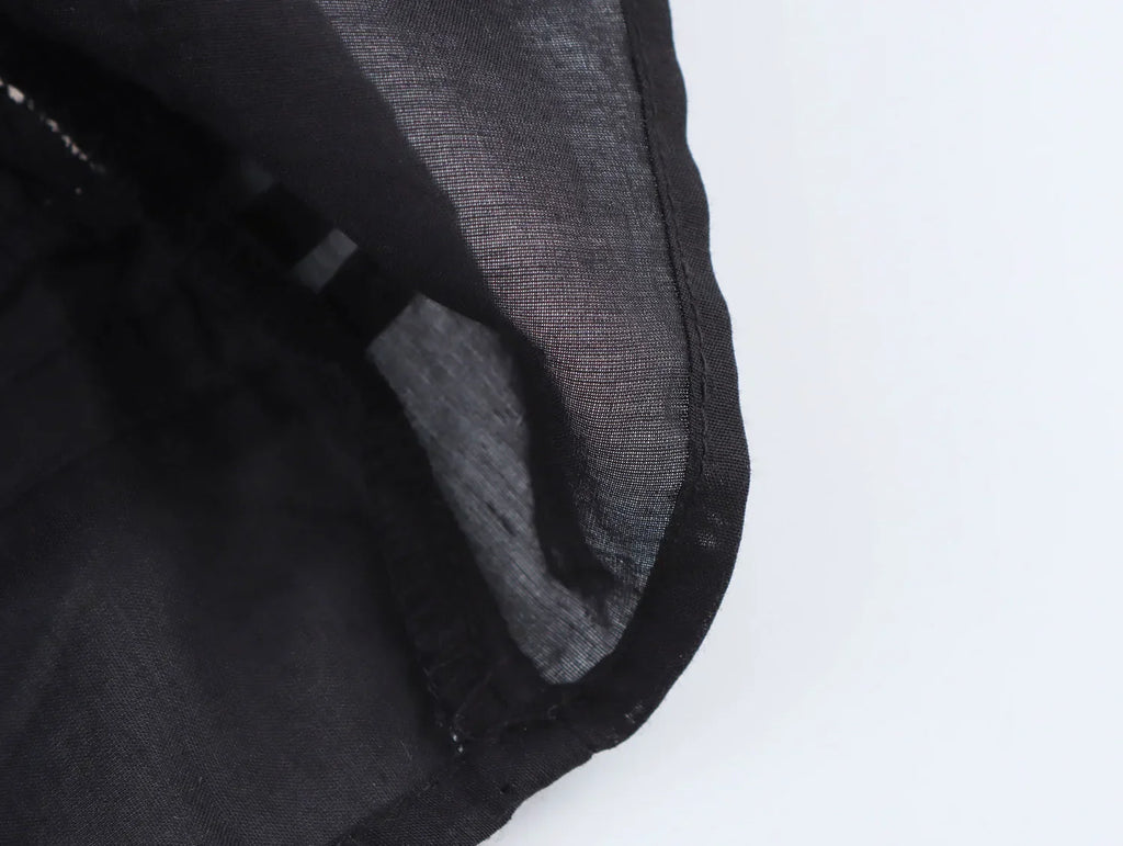 Women's Contrasting Color Embroidered Shirt with Round Neck Puff Sleeves and Loose Hem Casual Chic Top for Spring and Summer