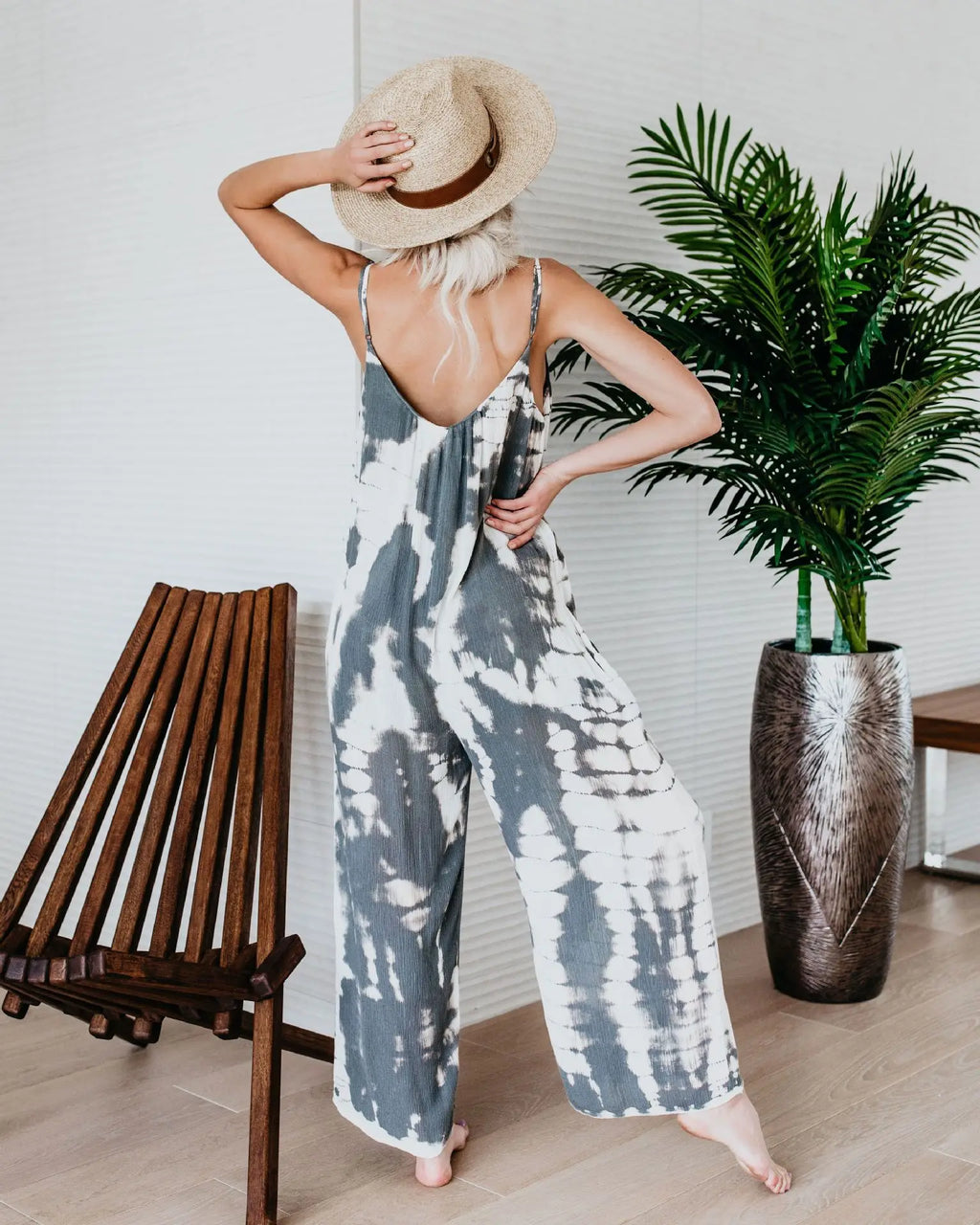 Women's Sexy Suspender Jumpsuit with Wide Leg Pants Elegant Chic Sleeveless Romper