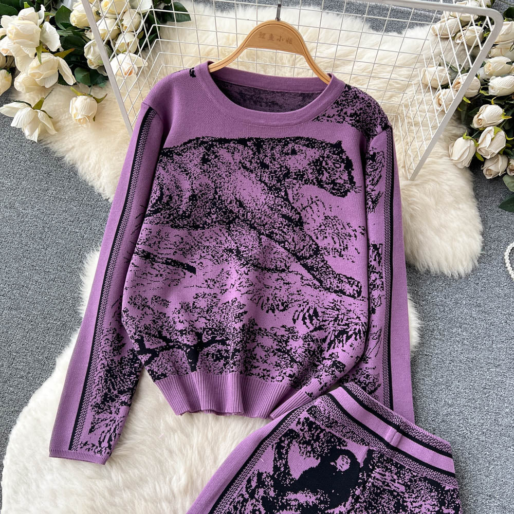 Casual Women Two Piece Knitted Tracksuit Set with Elegant Sweater and Pants for Winter Comfort