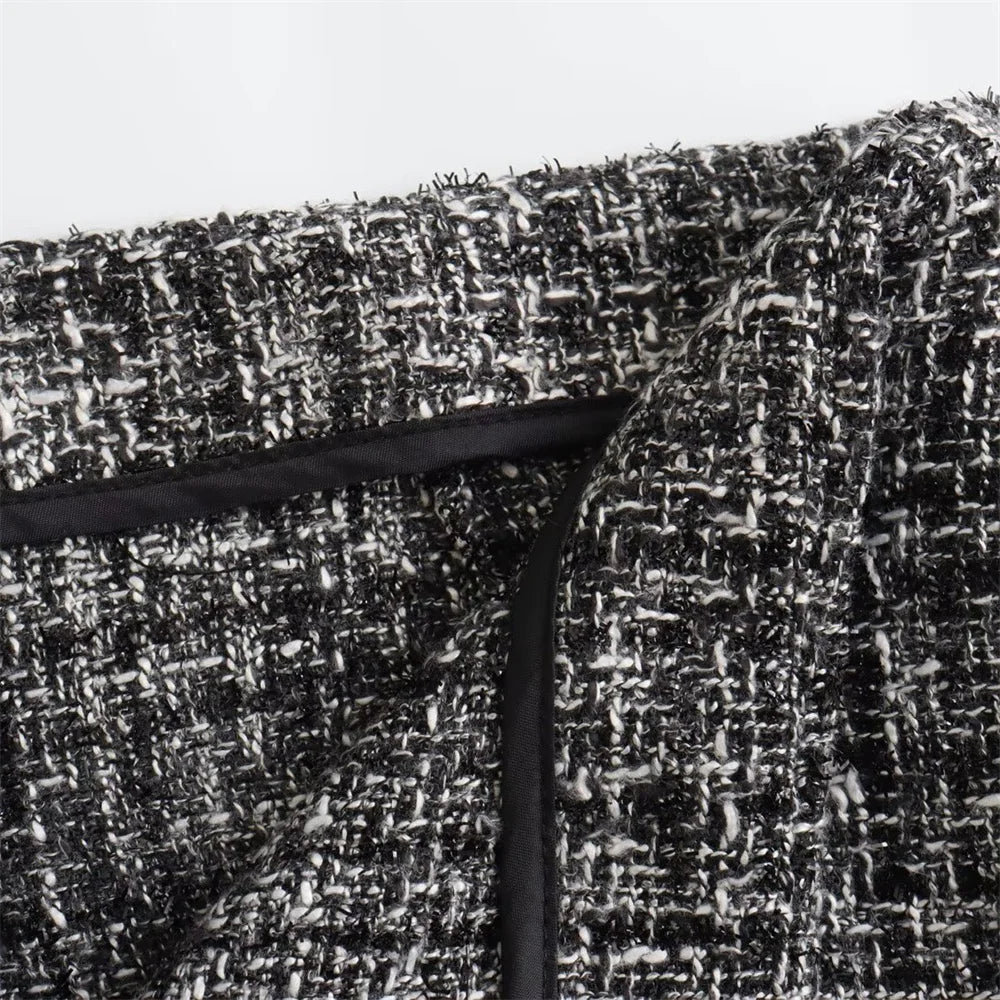 Casual Checkered Two-Piece Women's Suit Set with Short Coat and Half Skirt for Stylish Versatile Wear