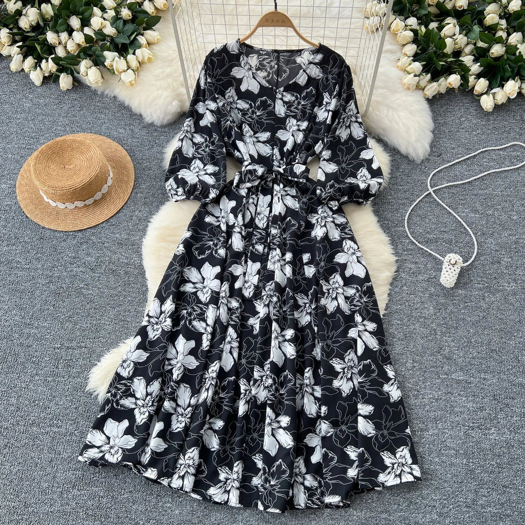 Boho Floral Print Pleated Maxi Dress With Puff Sleeves Belt