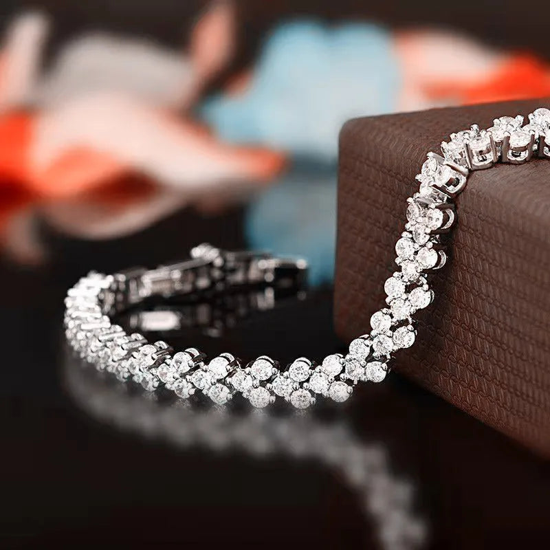 Luxury Roman Crystal Geometric Chain Bracelet for Women with Rhinestone Charm Bangles and Goth Style Jewelry Accessories