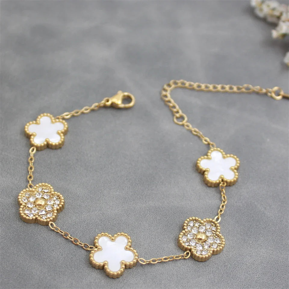 Minimalist 18K Gold Plated Flower Bracelet for Women with Plum Blossom Design and Cuban Chain for Daily Wear Jewelry Gift