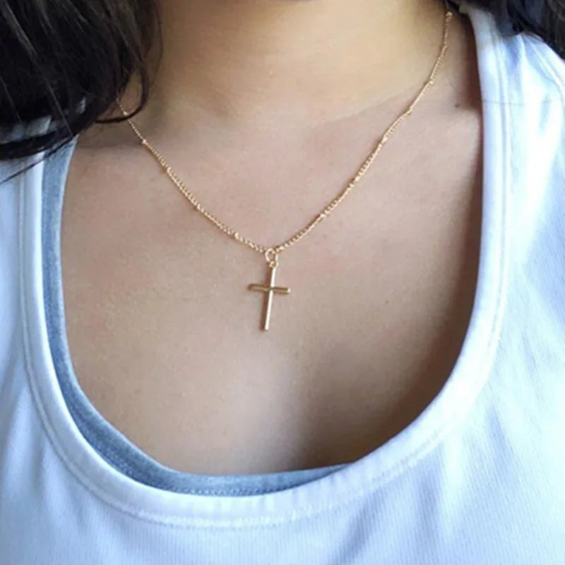 Hip Hop Fashion Cross Necklace for Women and Men with Crystal Zircon Jesus Pendant and Metal Chain Choker Jewelry Gift