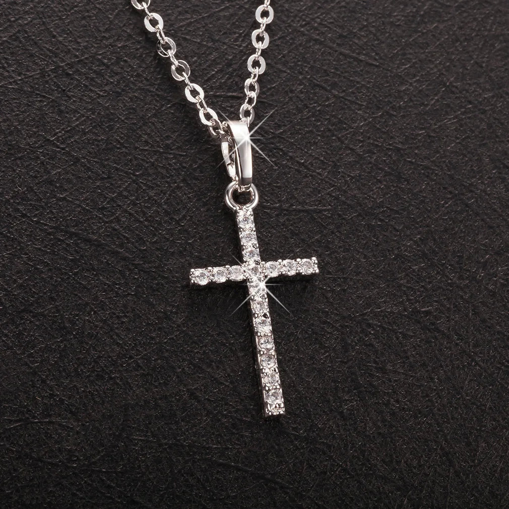 Hip Hop Fashion Cross Necklace for Women and Men with Crystal Zircon Jesus Pendant and Metal Chain Choker Jewelry Gift