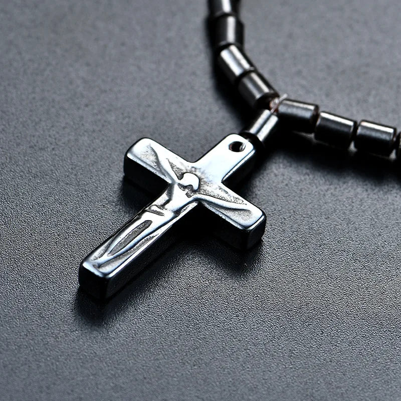 Hip Hop Fashion Cross Necklace for Women and Men with Crystal Zircon Jesus Pendant and Metal Chain Choker Jewelry Gift
