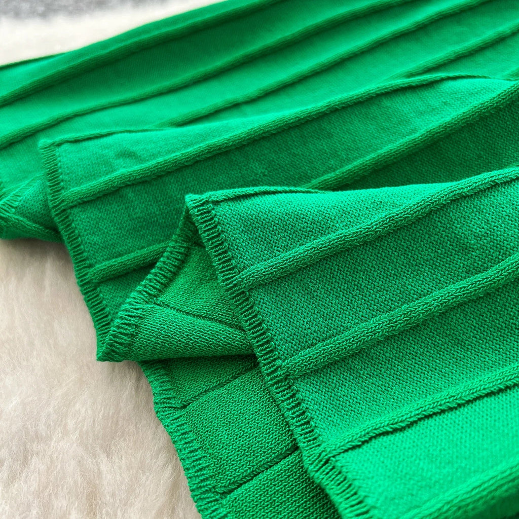 Elegant Knitted Pleated Long Dress with High Waist Midi Design Sleeveless Yellow and Black Bodycon Style for Women Streetwear