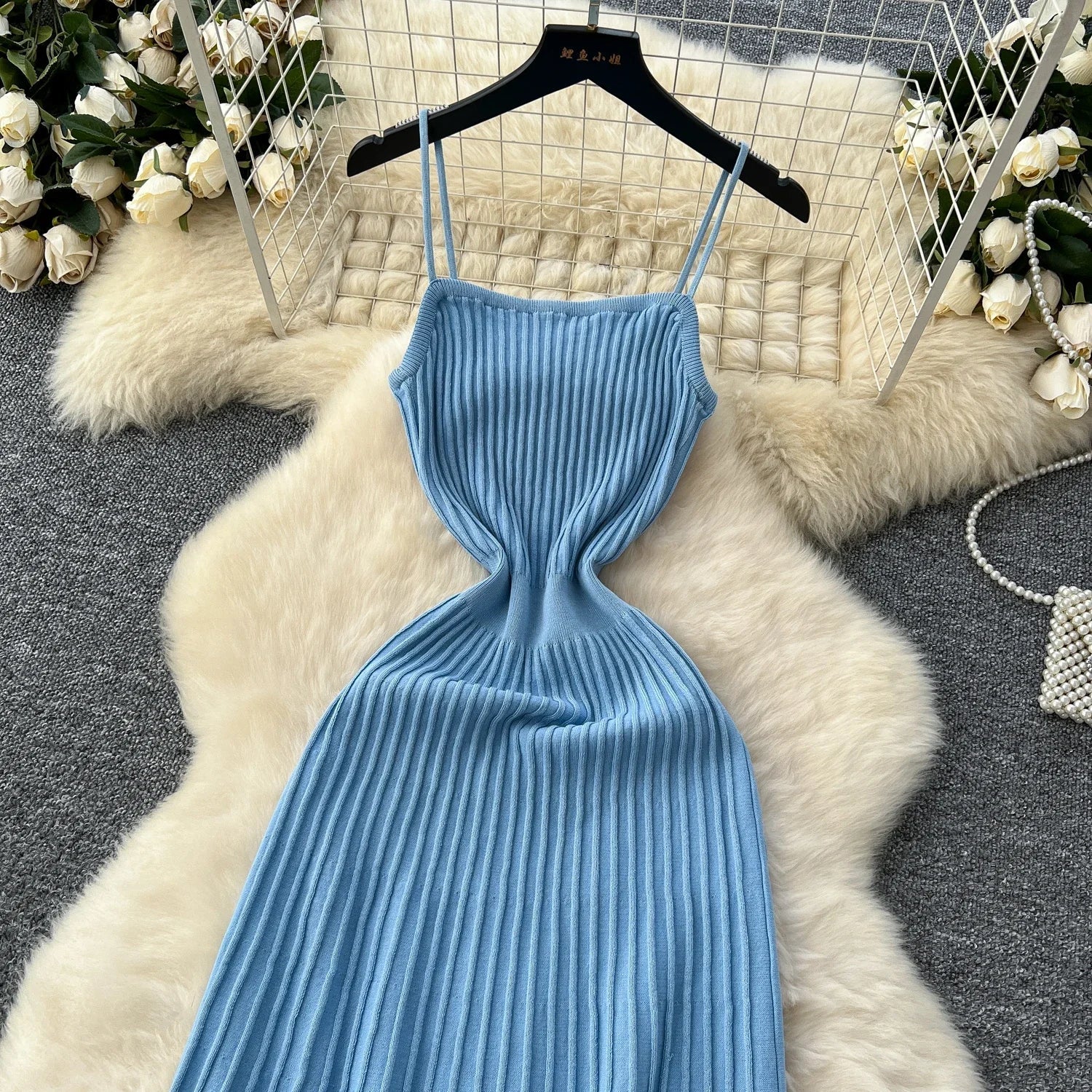 Elegant Knitted Pleated Long Dress with High Waist Midi Design Sleeveless Yellow and Black Bodycon Style for Women Streetwear