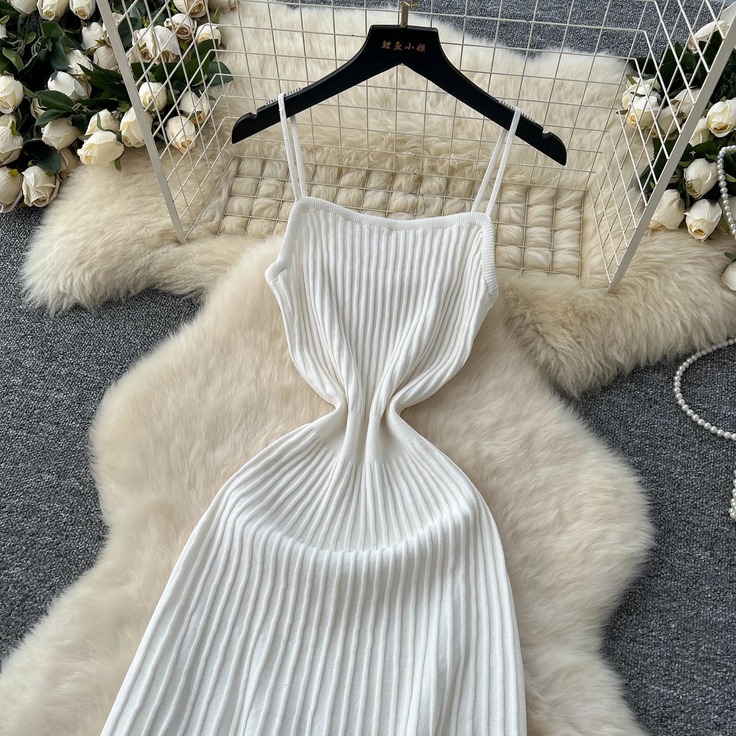 Elegant Knitted Pleated Long Dress with High Waist Midi Design Sleeveless Yellow and Black Bodycon Style for Women Streetwear
