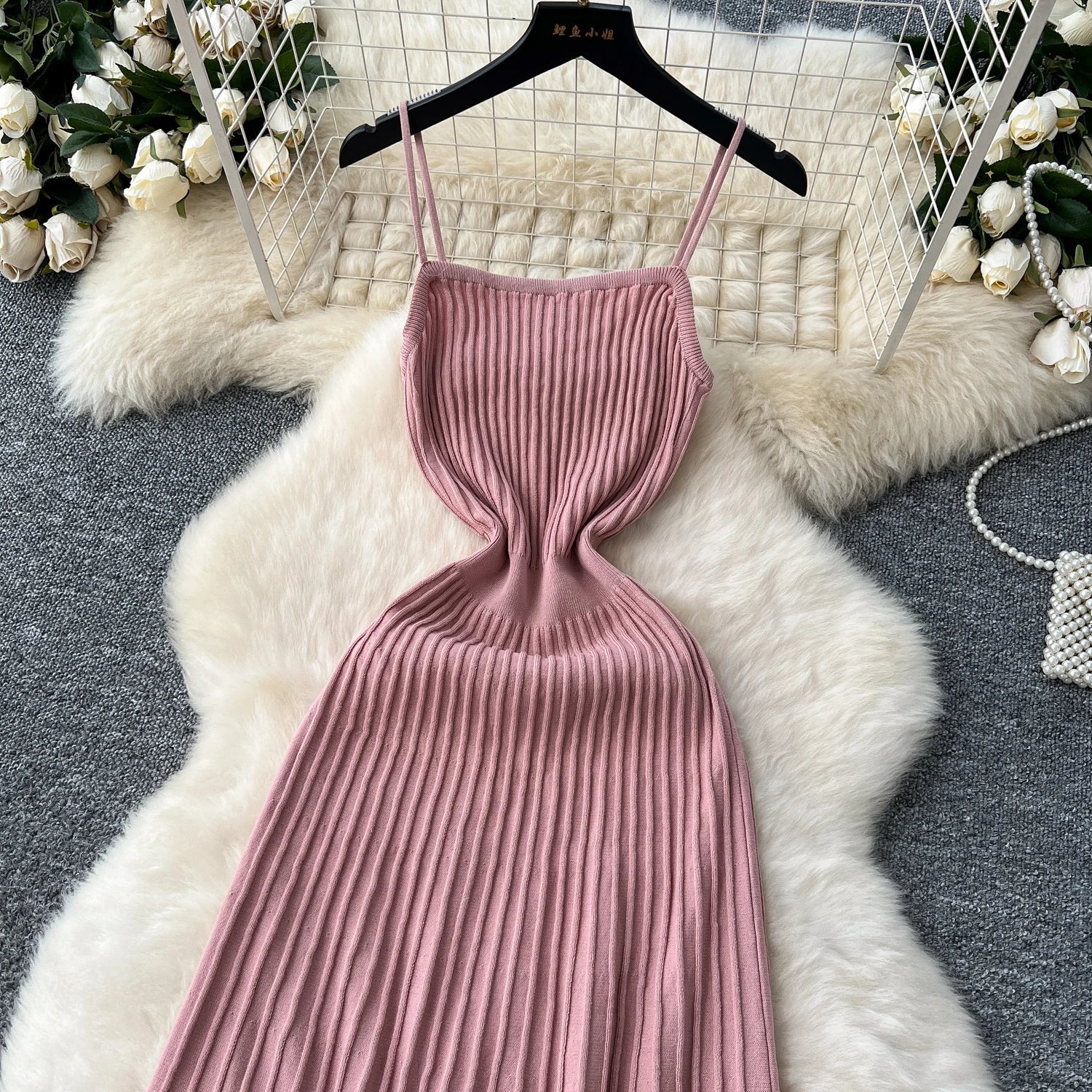 Elegant Knitted Pleated Long Dress with High Waist Midi Design Sleeveless Yellow and Black Bodycon Style for Women Streetwear