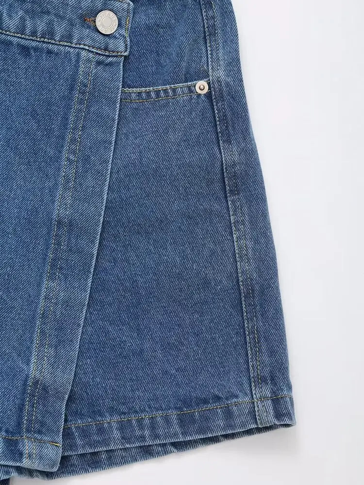 Chic Versatile Women's Casual Denim Shirt and Mini Skirt Set for Stylish Everyday Wear