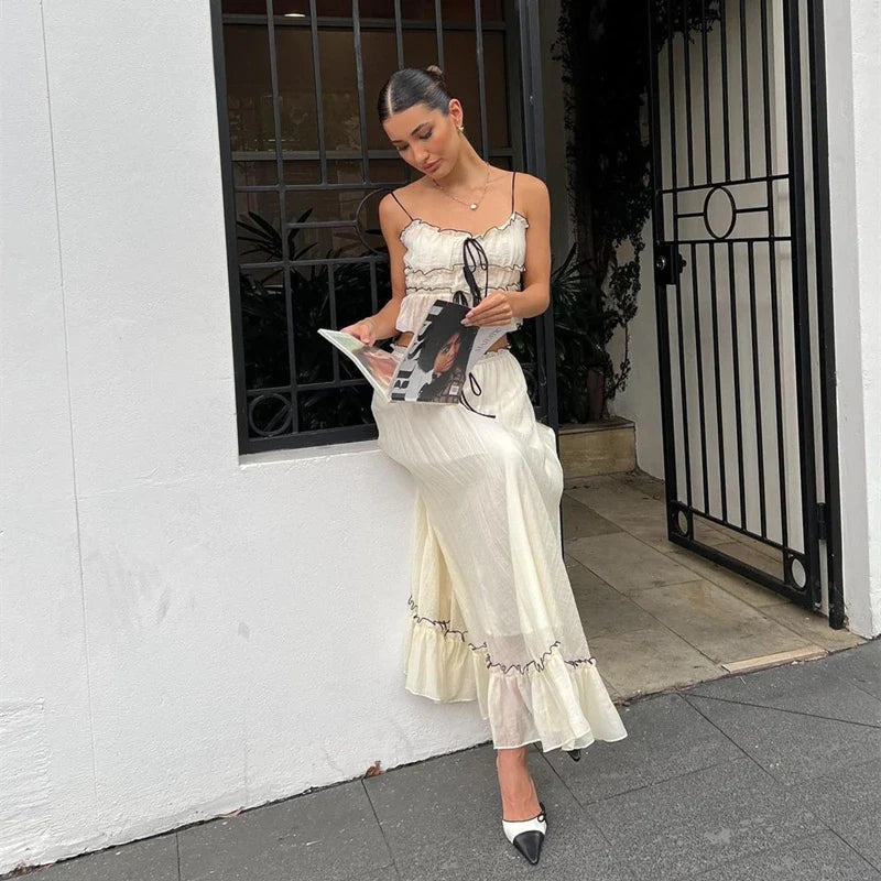 Elegant Backless Lace Two-Piece Set with Spaghetti Strap Pleated Tank Top and Flowing Beach Skirt