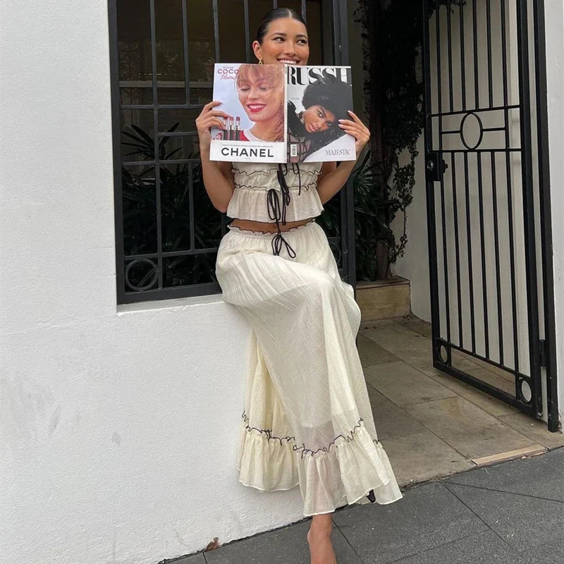 Elegant Backless Lace Two-Piece Set with Spaghetti Strap Pleated Tank Top and Flowing Beach Skirt