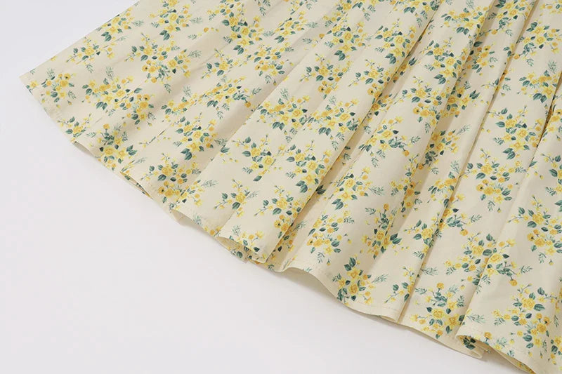 Elegant Retro Print Y2K Summer Dress with Ruffled Details and V-Neck Short Sleeves for Casual, Evening, and Club Wear