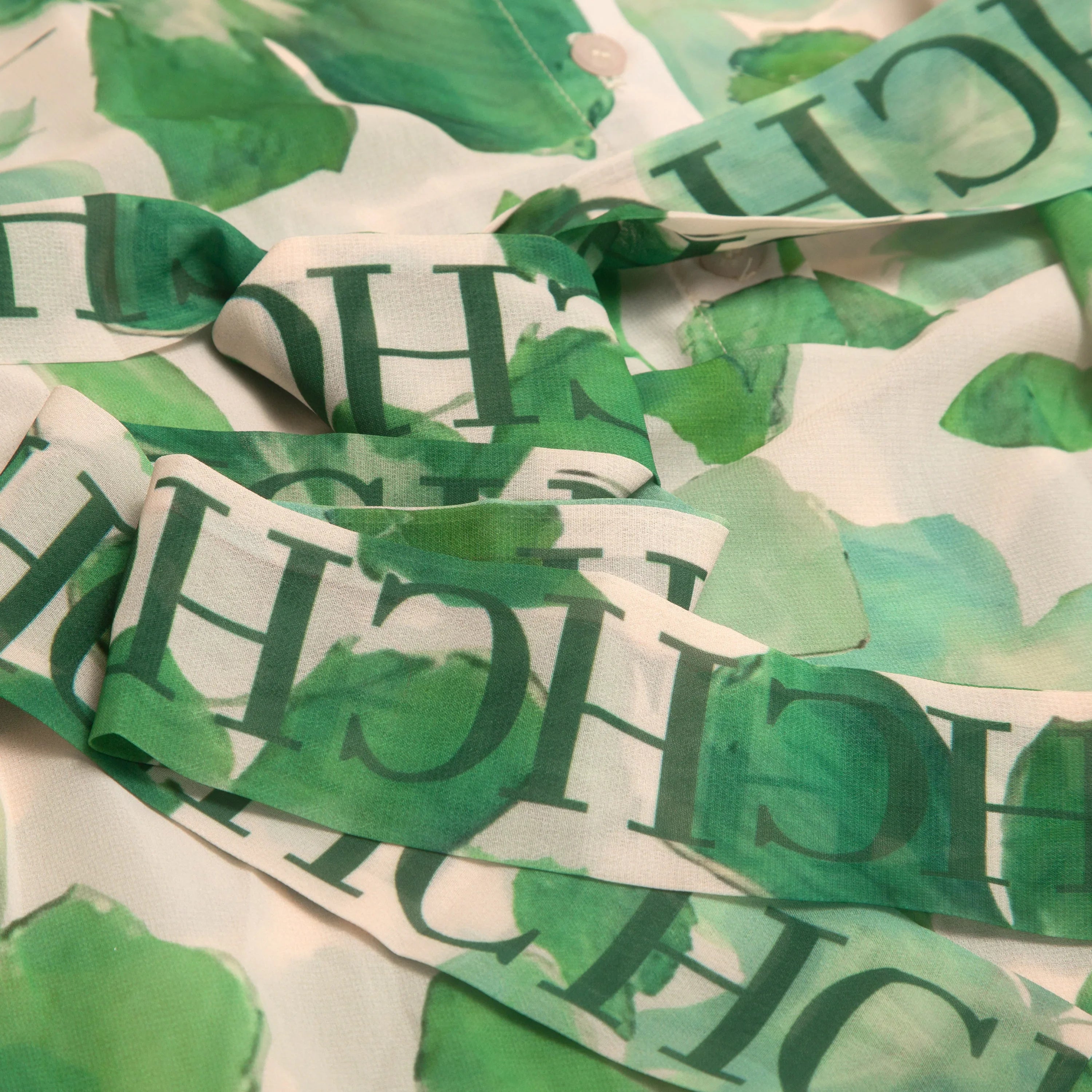 Elegant Belted Chiffon V-Neck Maxi Dress for Women with Floral Print and Slim Fit Design for Stylish Holiday and Street Wear