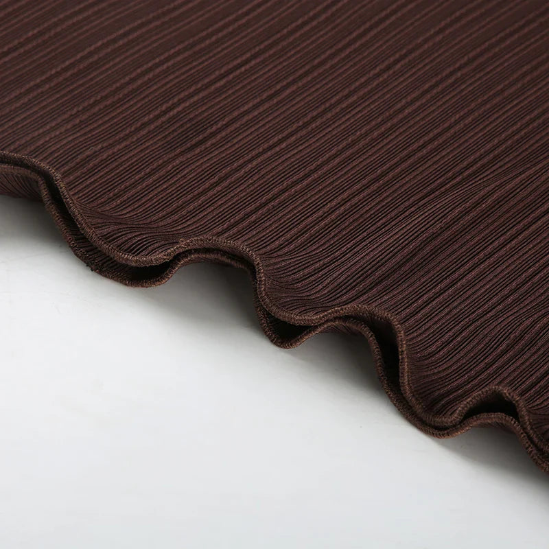 Sexy Summer Two Piece Set Women Cropped Halter Top with Asymmetric Hem Skirt Featuring Metal Ring Button Detail