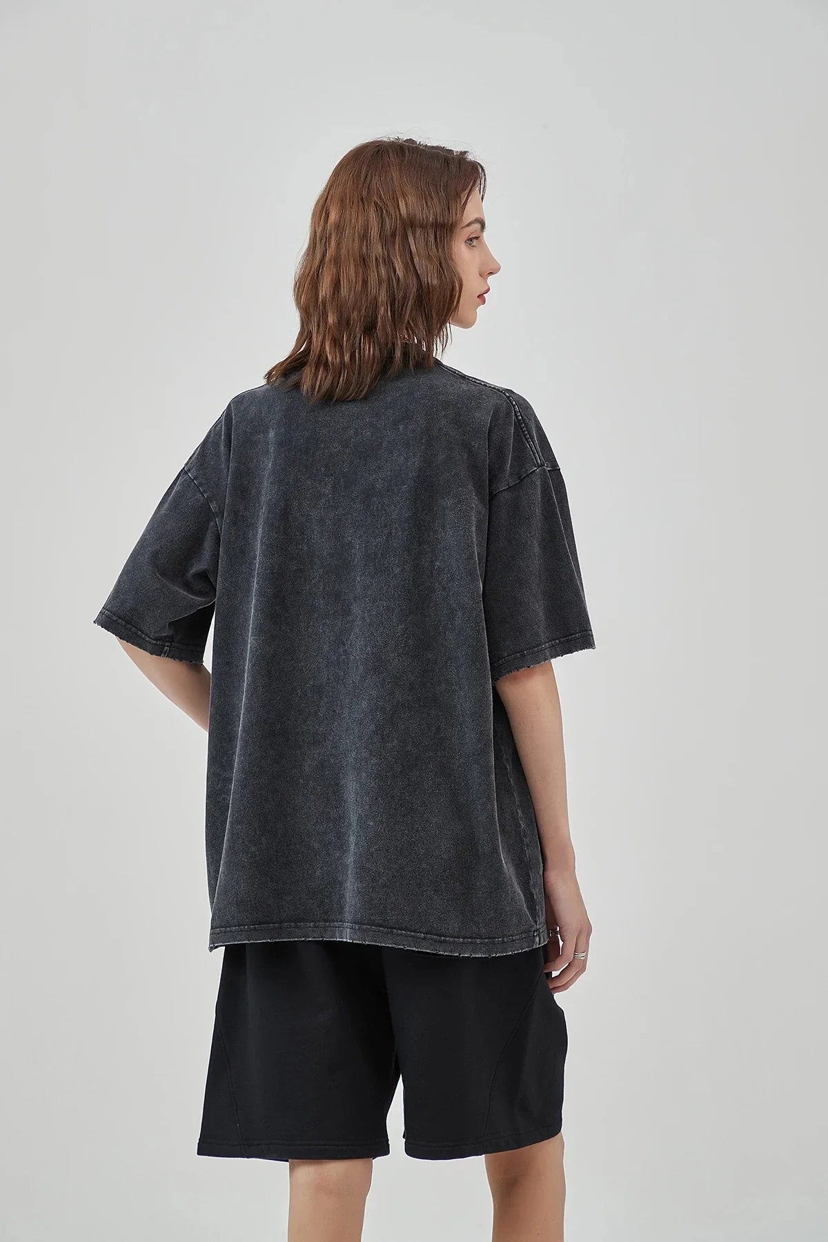 Japanese Anime Serial Experiments Lain Vintage Washed Cotton T Shirt Casual Short Sleeve Harajuku Style Unisex Summer Tee for Men and Women