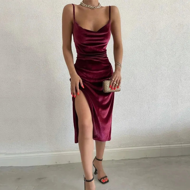 Elegant Velvet Bodycon Midi Dress for Women with Long Sleeves and Round Neck Perfect for Party, Club, and Evening Events