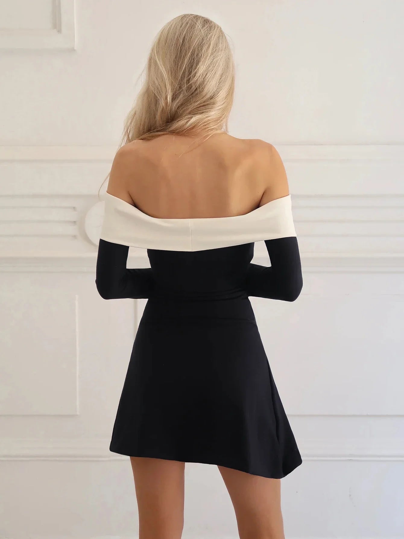 Dulzura Off Shoulder Long Sleeve Slim Mini Dress for Women Elegant Sexy Party Prom Clubwear Spring Fashion