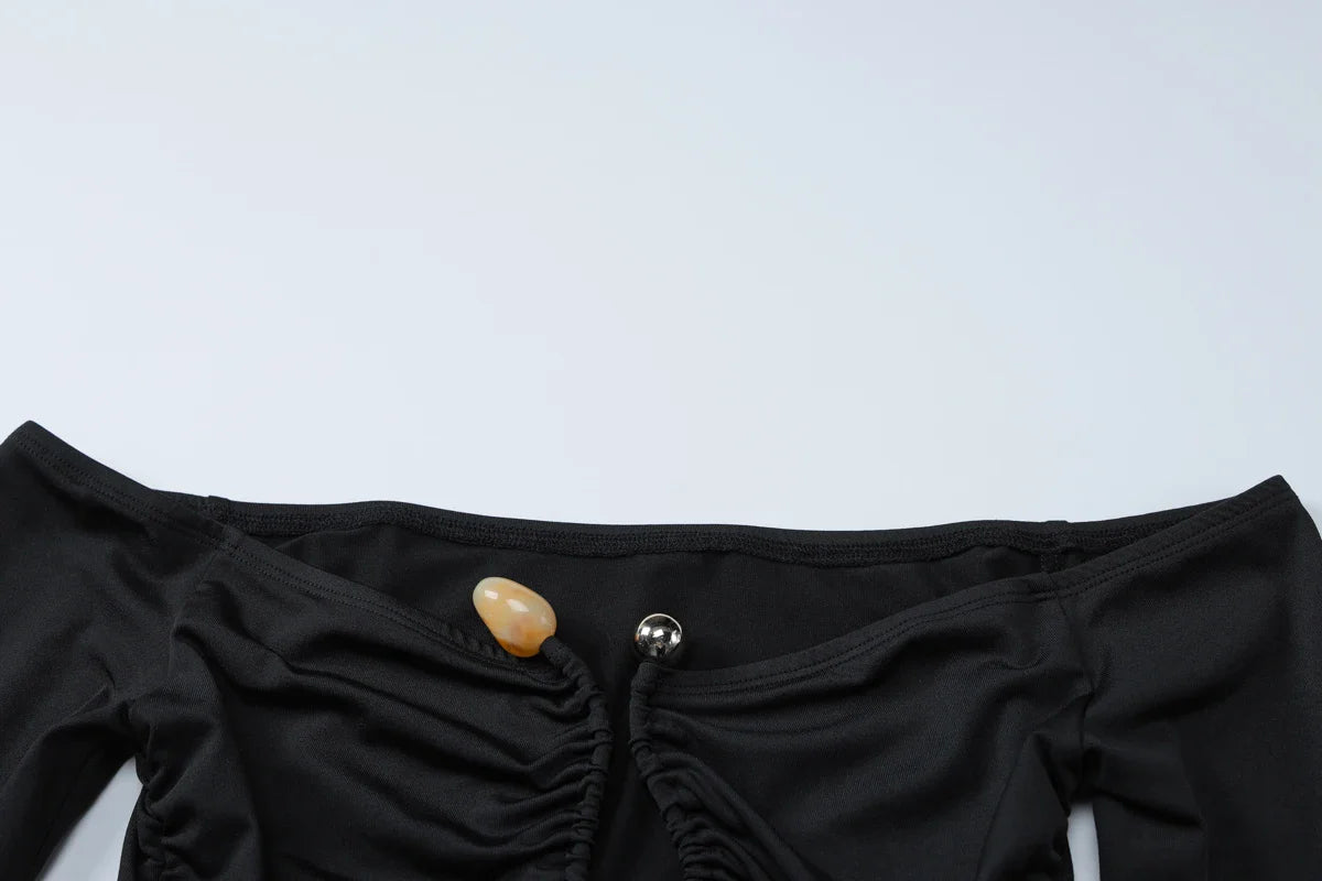 Off Shoulder Long Sleeve Button Ruched Bodycon Crop Top Sexy Elegant Solid Color Party Club Streetwear for Autumn and Winter