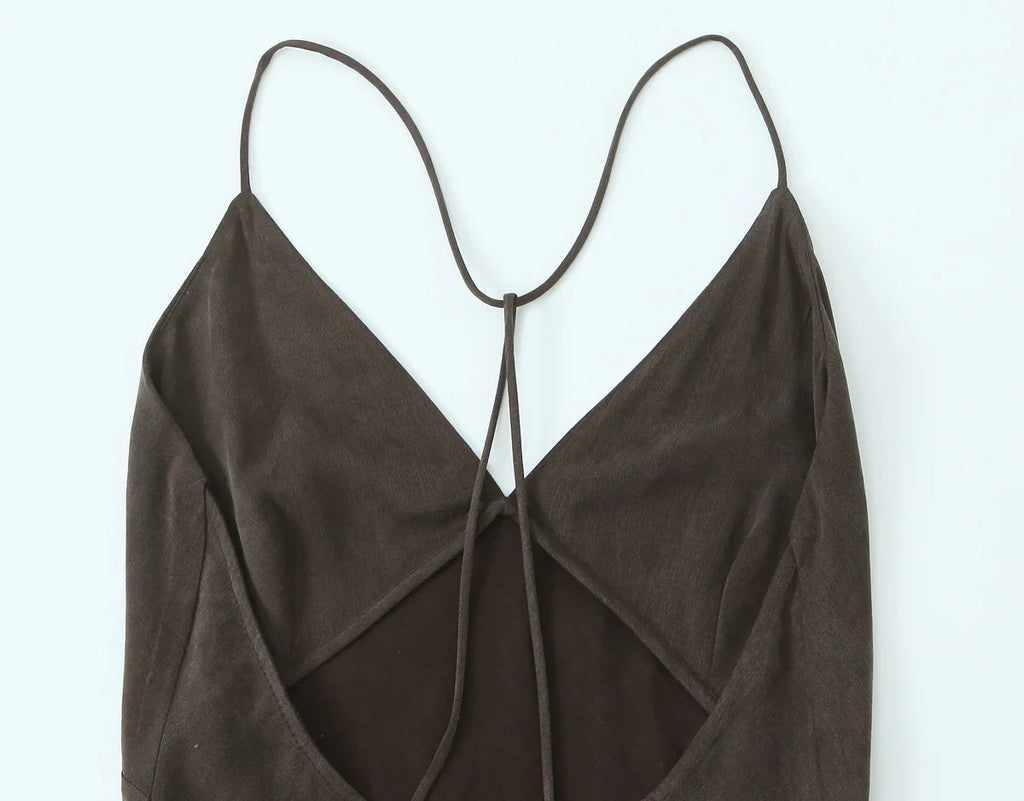 Elegant Summer Midi Sling Dress for Women with Sleeveless Backless V-Neck Design Perfect for Beach Parties and Casual Wear