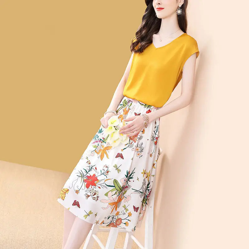 Retro Elegant Two Piece Dress Set for Women T-Shirt Top with A-Line Floral Skirt Office Lady Summer Outfit