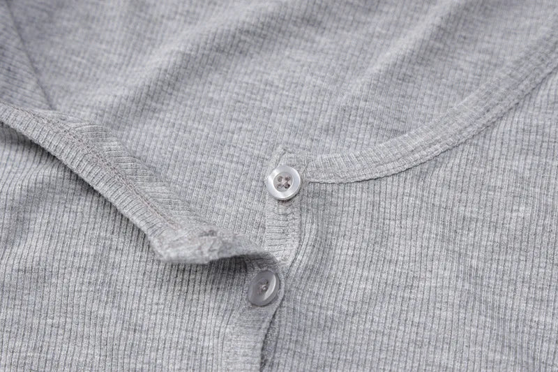 Long Sleeve Solid O Neck Buttoned Slim Crop T-Shirt Top for Women Elegant Streetwear Party Outfit