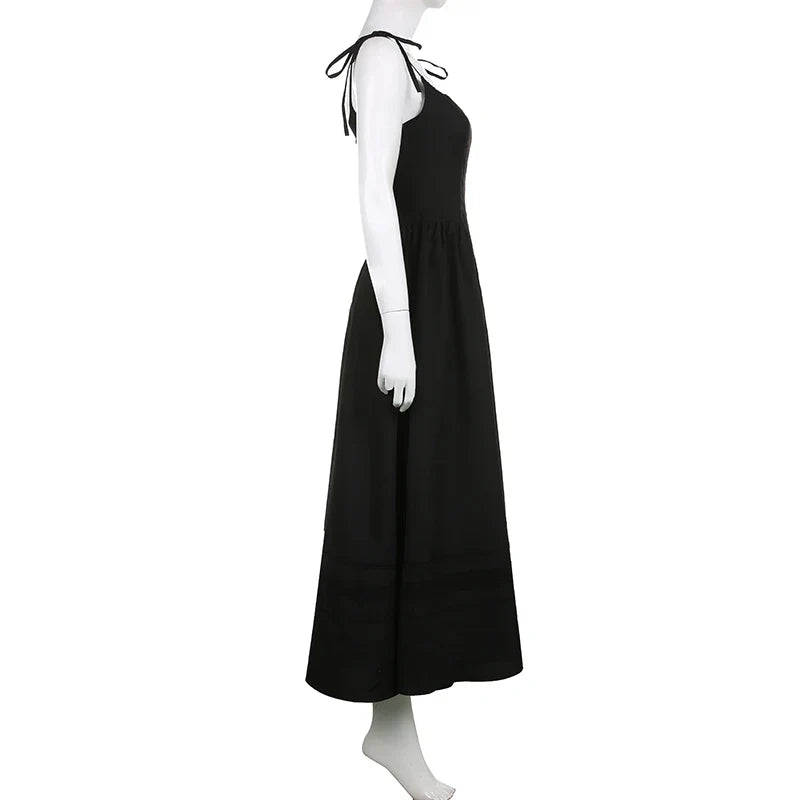 Elegant Sleeveless Maxi Dress with Lace Trim and Slash Neck A-Line Silhouette for Stylish Summer Wear