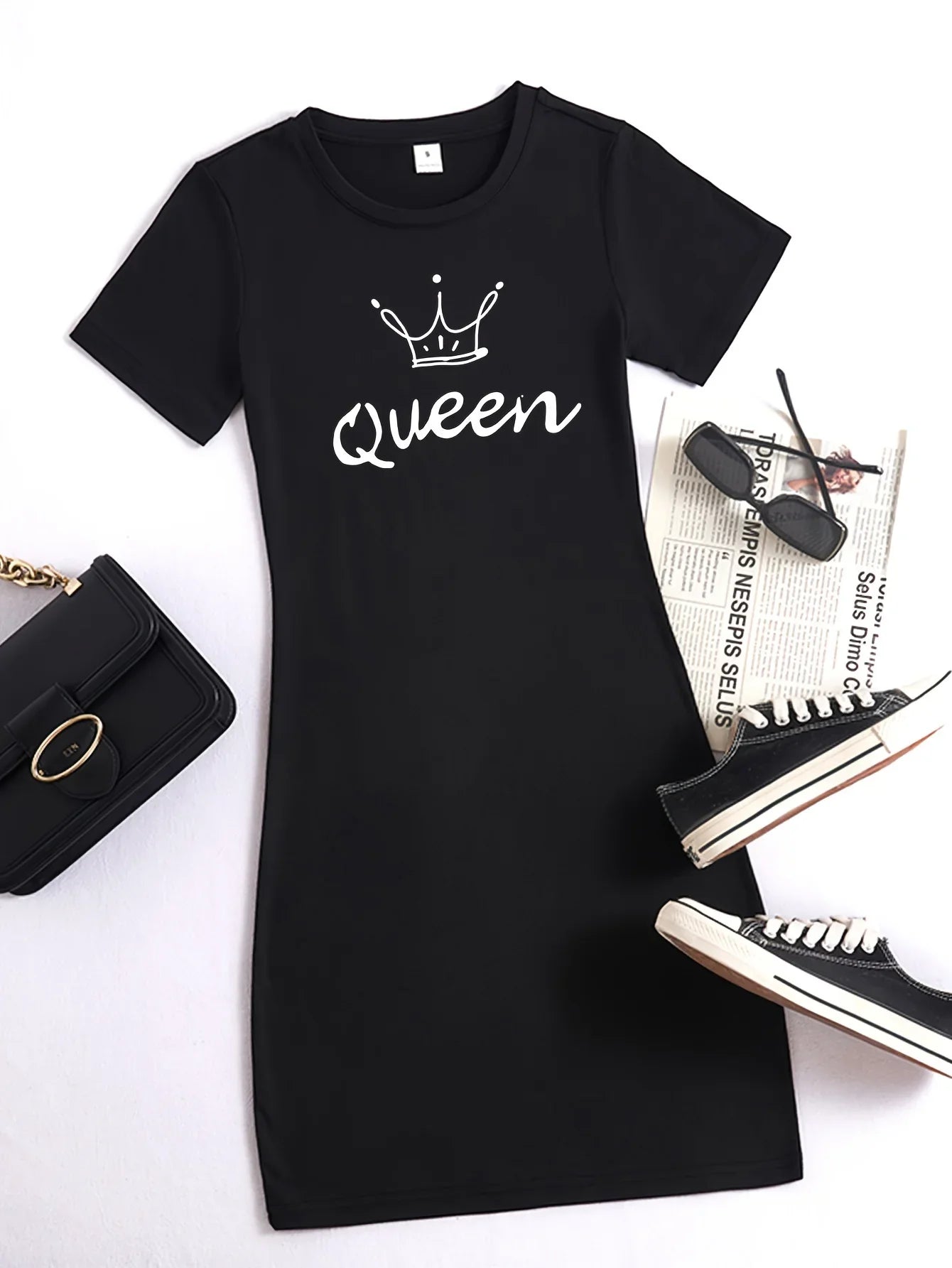 Queen Print Casual Loungewear Tee Dress with Short Sleeves and Summer Comfort for Women