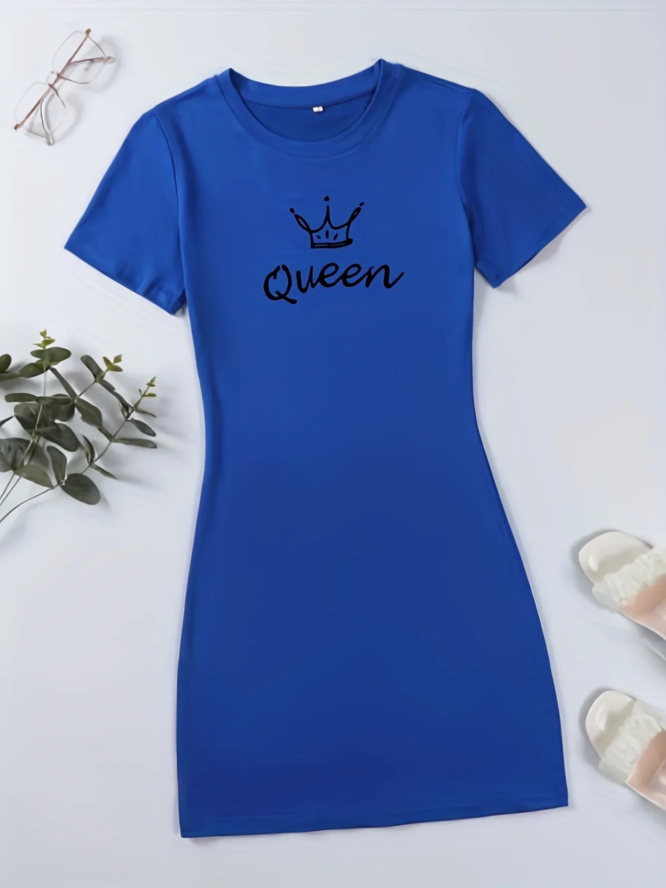 Queen Print Casual Loungewear Tee Dress with Short Sleeves and Summer Comfort for Women
