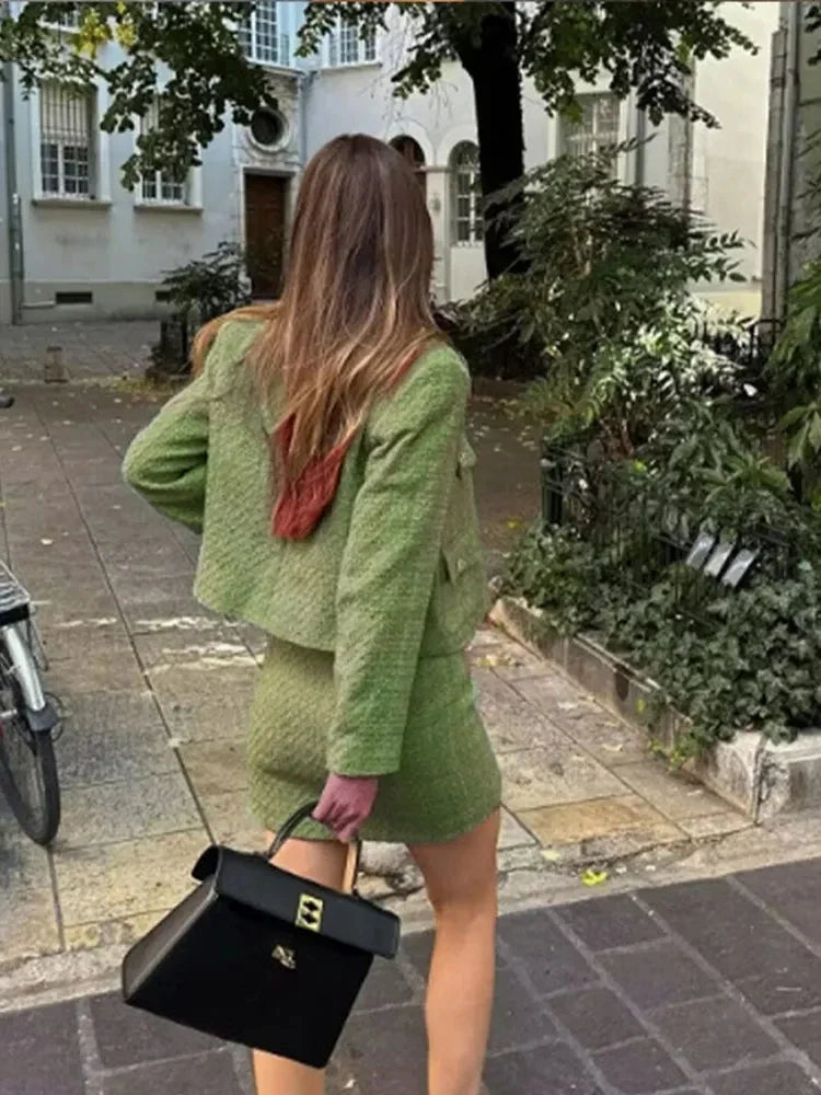 Elegant Women's Tweed 2-Piece Set with O-Neck Button Jacket and Sheath Mini Skirt Autumn Outfit