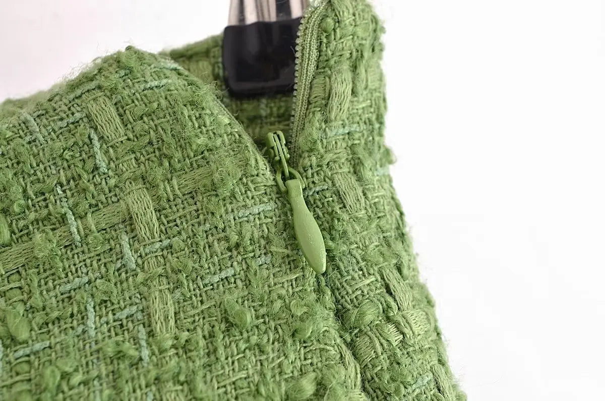 Elegant Women's Tweed 2-Piece Set with O-Neck Button Jacket and Sheath Mini Skirt Autumn Outfit