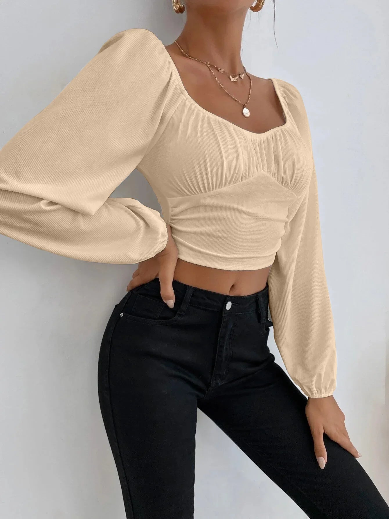 Women's Boho Ruched Sweetheart Neck Lantern Sleeve Black Slim Crop Top Summer Blouse Stylish Korean Tee Shirt