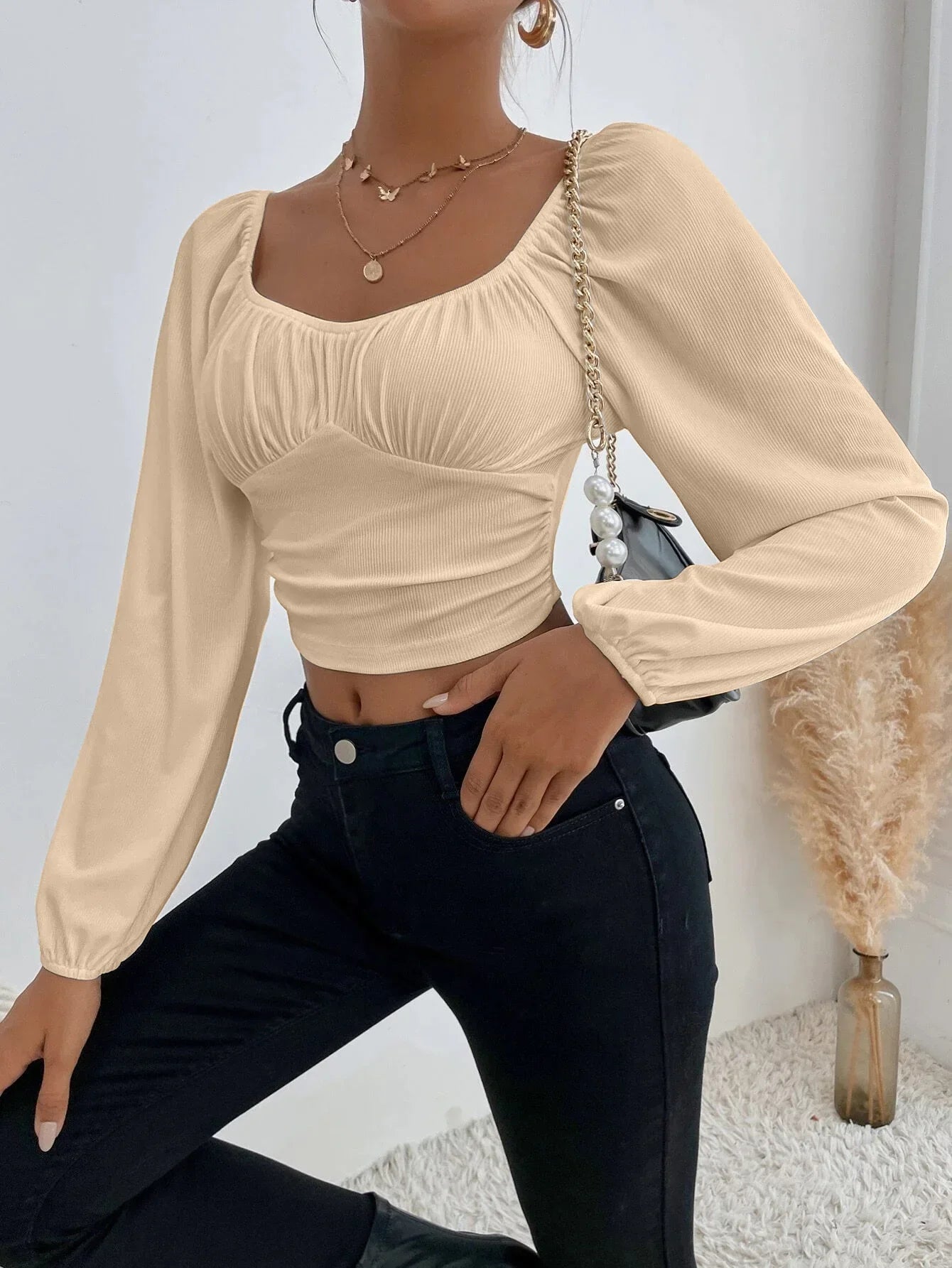 Women's Boho Ruched Sweetheart Neck Lantern Sleeve Black Slim Crop Top Summer Blouse Stylish Korean Tee Shirt