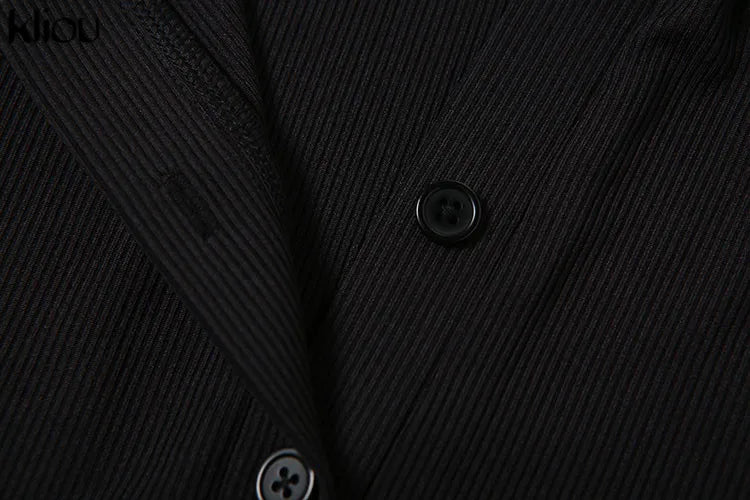 Elegant Office Lady Maxi Dress with Solid Fabric, Turn-Down Collar, Short Sleeves, Button Details, Side Slit, Body-Shaping Fit, Street Style Robe