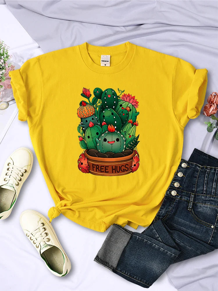Cute Plant Cactus Free Hugs Print Women's Short Sleeve T-Shirt Casual Personality Street Hip Hop Style All-Match Tee Top