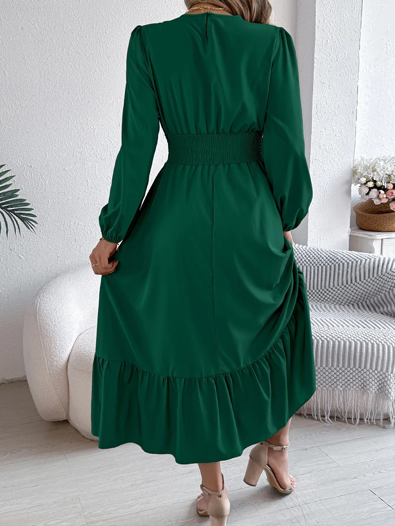 Elegant Autumn and Winter Long Sleeve Dress with Solid Color Round Neck and Waist Cinched Lotus Leaf Edge Design for Women