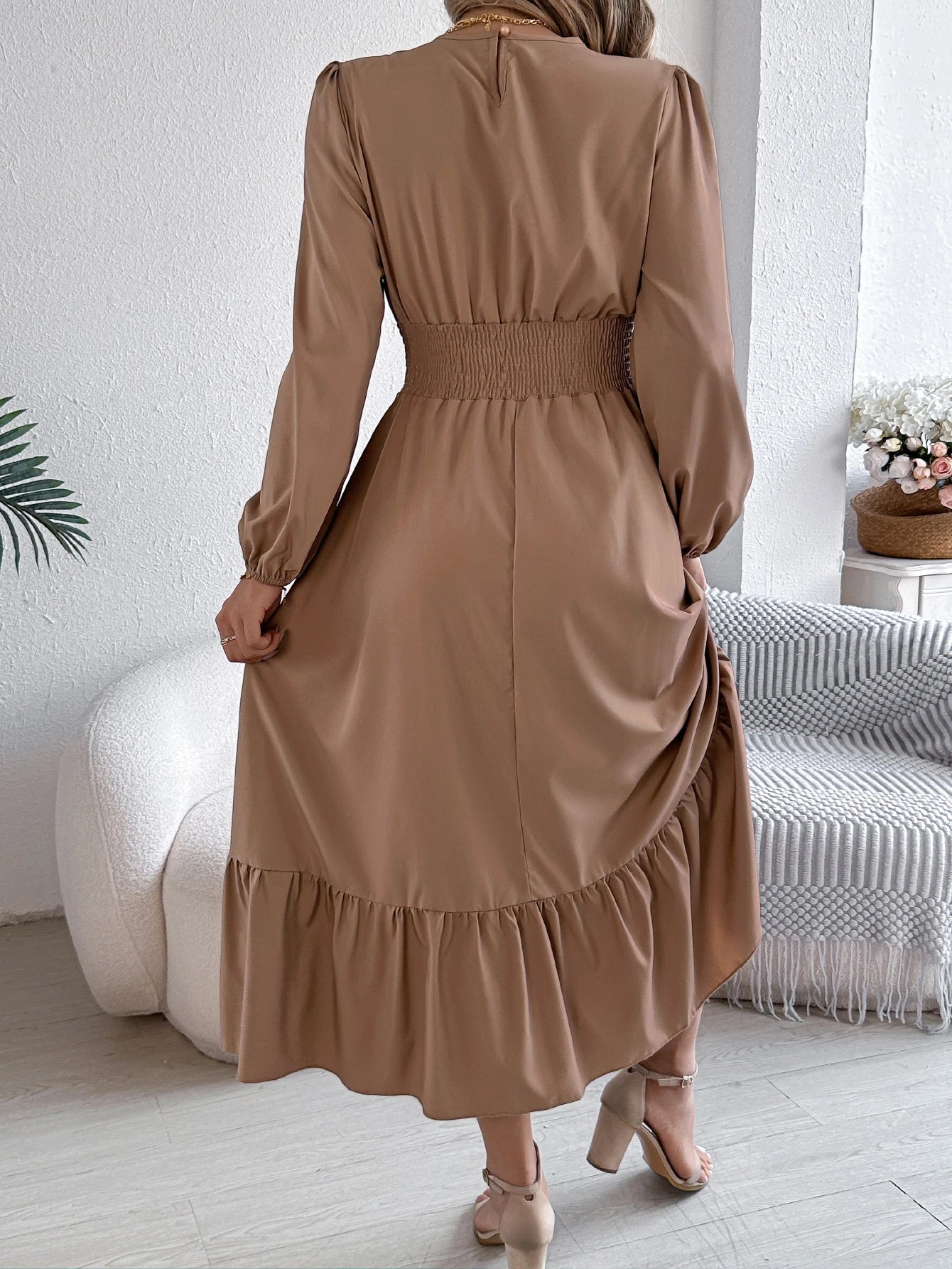 Elegant Autumn and Winter Long Sleeve Dress with Solid Color Round Neck and Waist Cinched Lotus Leaf Edge Design for Women