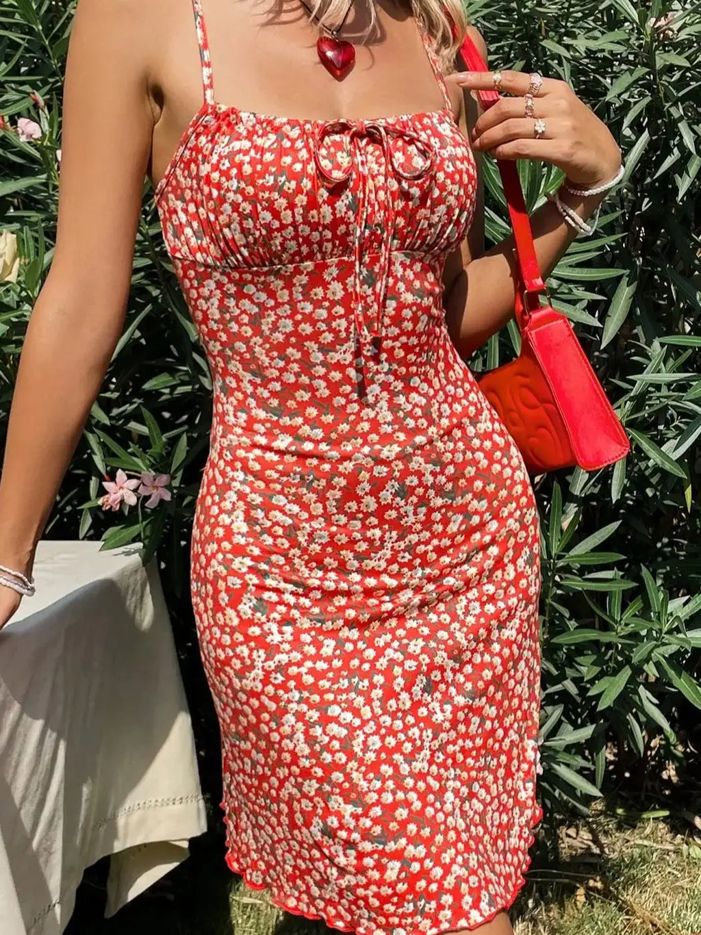 Chic Red Printed Suspender Floral Dress Perfect for Summer Day Outings