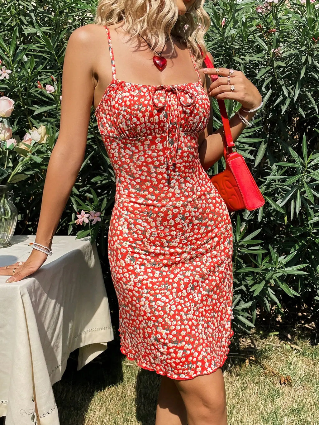 Chic Red Printed Suspender Floral Dress Perfect for Summer Day Outings