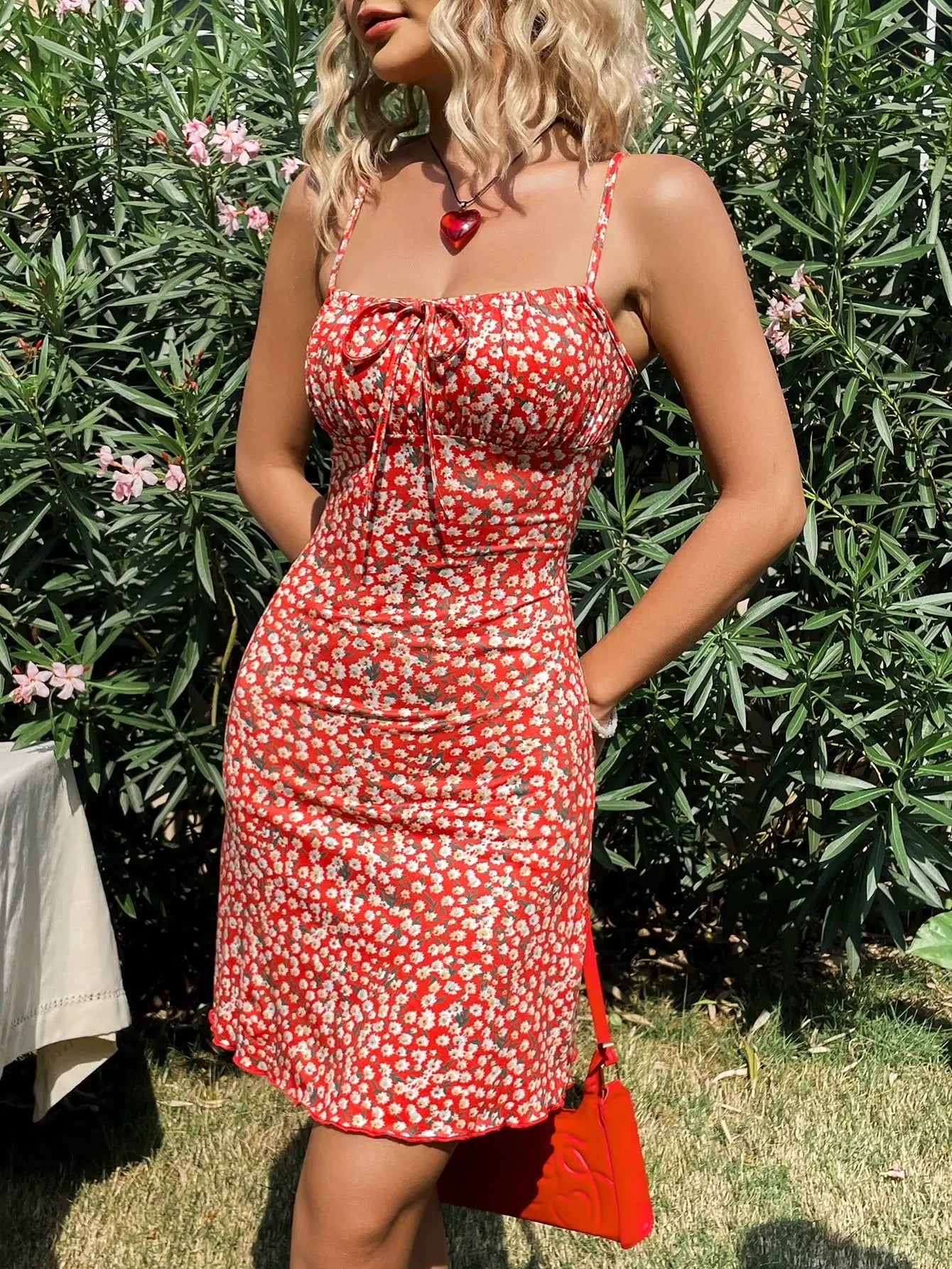 Chic Red Printed Suspender Floral Dress Perfect for Summer Day Outings