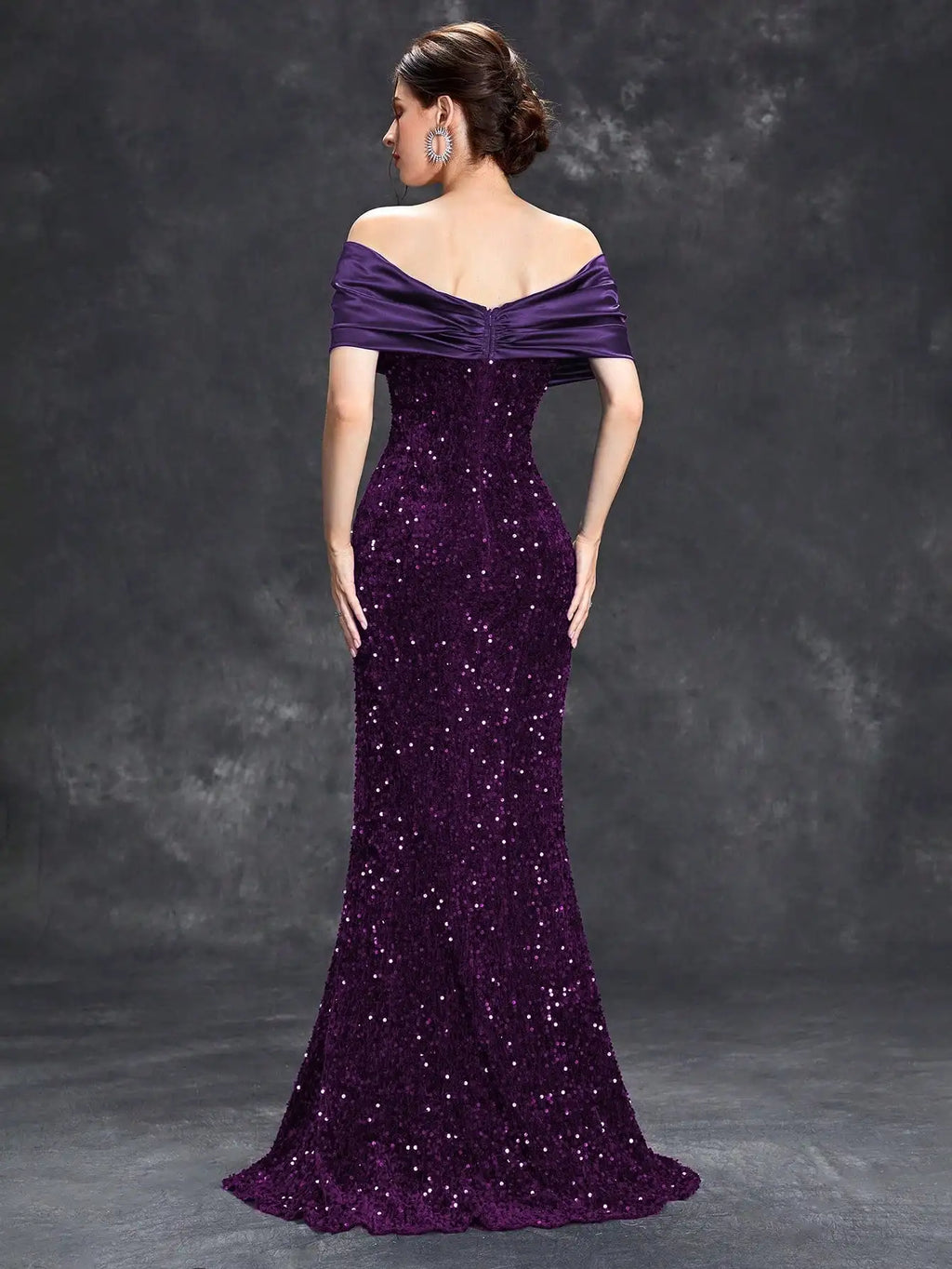 Elegant Line Neck Pleated Tint Sequin Velvet Fishtail Evening Gown with Ball and Party Dress for Bridesmaids