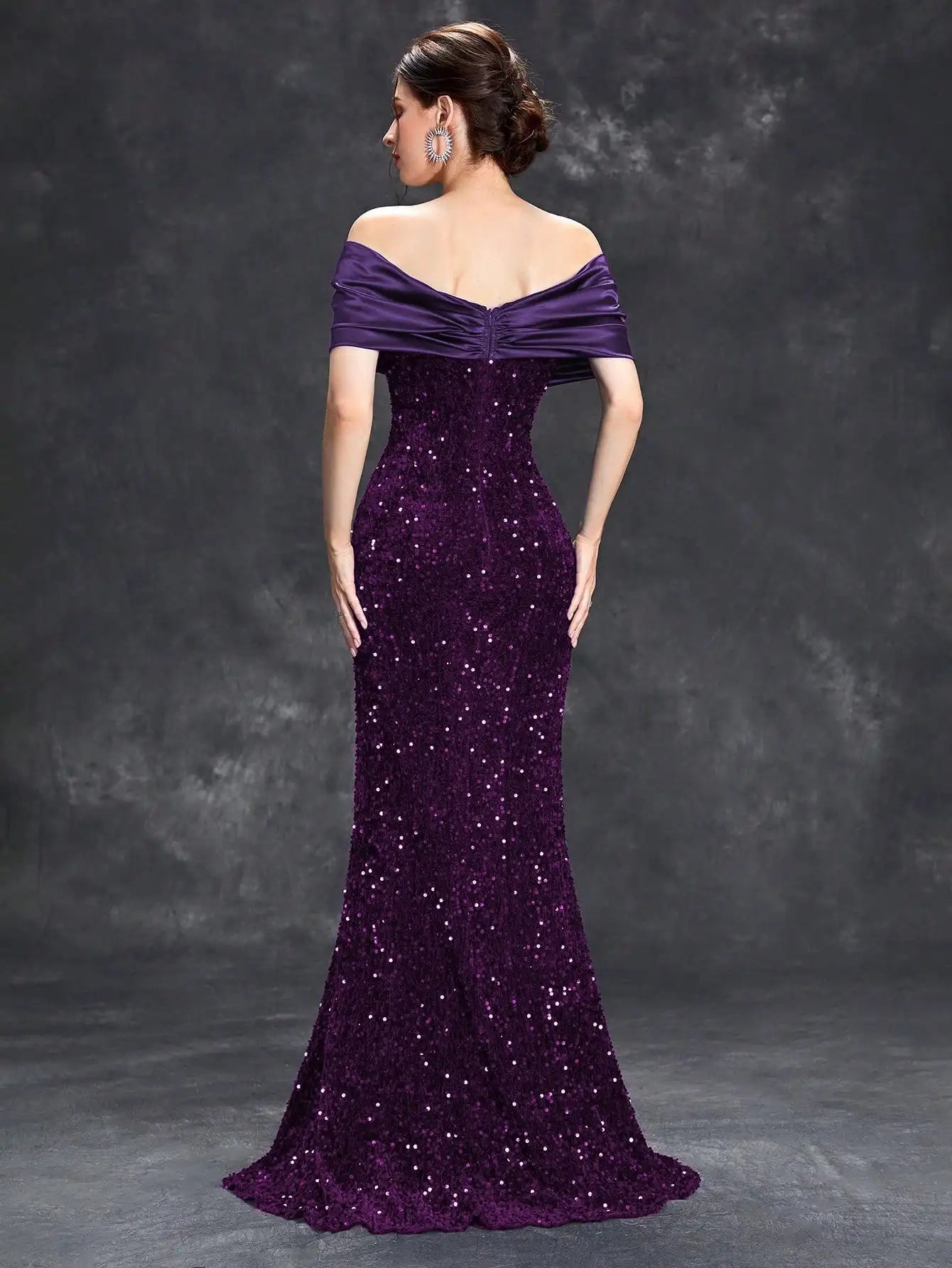 Elegant Line Neck Pleated Tint Sequin Velvet Fishtail Evening Gown with Ball and Party Dress for Bridesmaids
