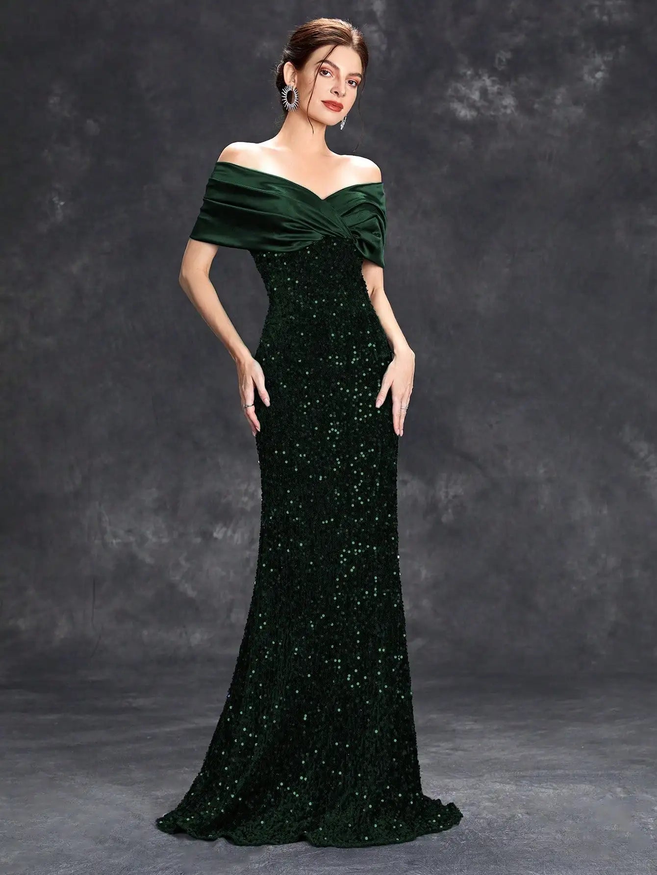 Elegant Line Neck Pleated Tint Sequin Velvet Fishtail Evening Gown with Ball and Party Dress for Bridesmaids